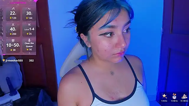 Snapshot of sophiievv chatting on 02-12-26, 07:14 sophiievv online show from 02-12-26, 07:14