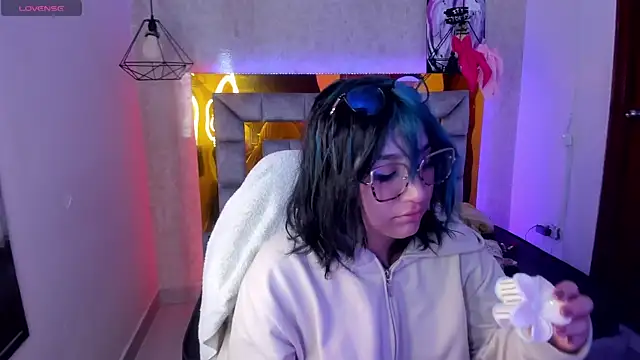 Snapshot of sophiievv chatting on 02-24-26, 11:25 sophiievv online show from 02-24-26, 11:25