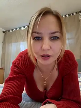 VeroLoverx online show from 10-13-25, 02:17