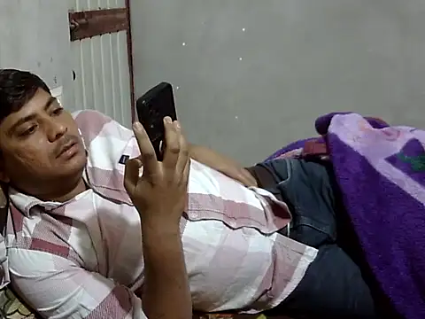 Ajmersingh335512 online show from 04-07-26, 05:13