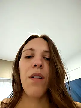 Snapshot of lauflor chatting on 04-29-26, 11:47 lauflor online show from 04-29-26, 11:47