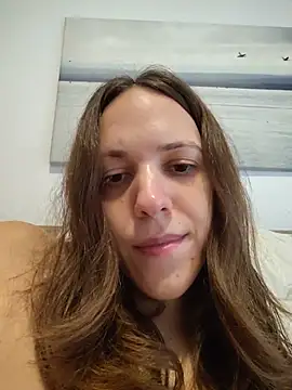 Snapshot of lauflor chatting on 06-06-26, 02:22 lauflor online show from 06-06-26, 02:22