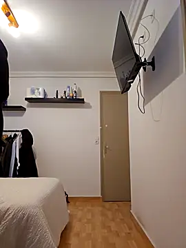 Snapshot of Latinfogoso84 chatting on 10-30-25, 10:49 Latinfogoso84 online show from 10-30-25, 10:49