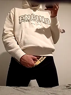 Snapshot of Jadriel23 chatting on 09-18-25, 08:44 Jadriel23 online show from 09-18-25, 08:44