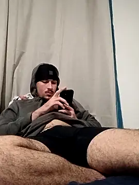 Snapshot of Jadriel23 chatting on 09-29-25, 04:39 Jadriel23 online show from 09-29-25, 04:39