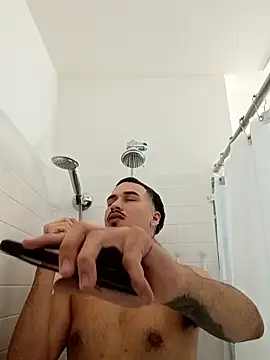 Snapshot of Jadriel23 chatting on 10-05-25, 04:33 Jadriel23 online show from 10-05-25, 04:33