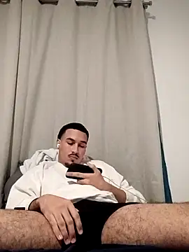 Snapshot of Jadriel23 chatting on 10-07-25, 04:31 Jadriel23 online show from 10-07-25, 04:31