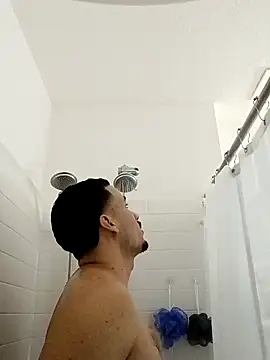 Snapshot of Jadriel23 chatting on 10-08-25, 06:49 Jadriel23 online show from 10-08-25, 06:49