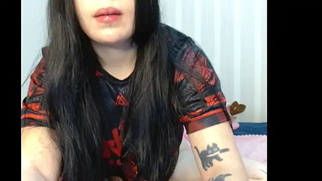 ingridequinti online show from 11-02-25, 01:41