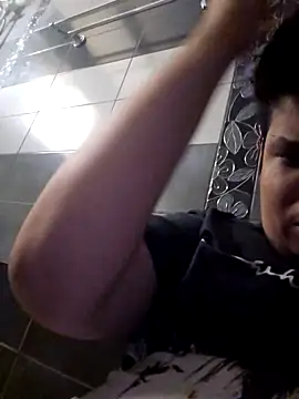 Snapshot of jedoo1213 chatting on 09-21-25, 05:09 jedoo1213 online show from 09-21-25, 05:09