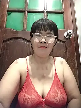 Snapshot of Ki_xxx chatting on 05-30-26, 09:45 Ki xxx online show from 05-30-26, 09:45