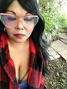 Snapshot of hemilynthomas2467 chatting on 06-11-26, 06:55 hemilynthomas2467 online show from 06-11-26, 06:55