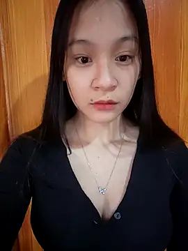 ChiecumBae online show from 11-20-25, 01:39