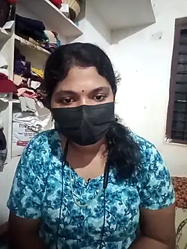 swetha01430 online show from 10-08-25, 04:04
