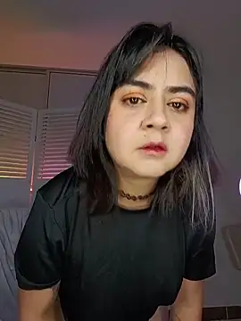 Snapshot of LylaVixxen chatting on 11-08-25, 06:13 LylaVixxen online show from 11-08-25, 06:13