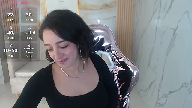 sara lopez s online show from 10-20-25, 02:28