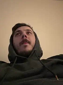 Snapshot of XXKieran chatting on 12-04-25, 01:31 XXKieran online show from 12-04-25, 01:31