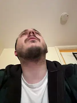 Snapshot of XXKieran chatting on 06-12-26, 12:04 XXKieran online show from 06-12-26, 12:04