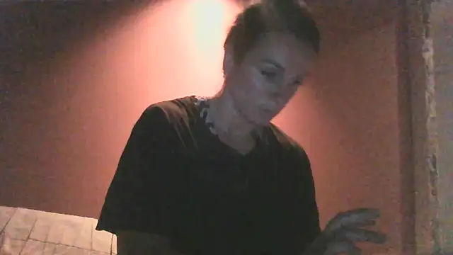 Snapshot of Justnani001 chatting on 09-18-25, 08:44 Justnani001 online show from 09-18-25, 08:44