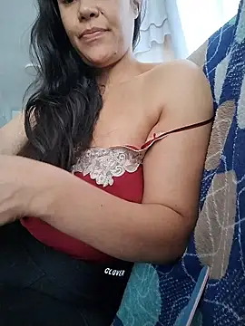 KittyHoleshot87 online show from 04-10-26, 03:06