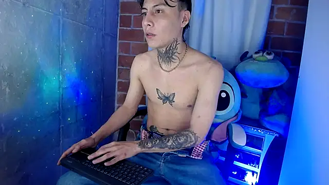 anaximandro hot online show from 11-08-25, 06:13