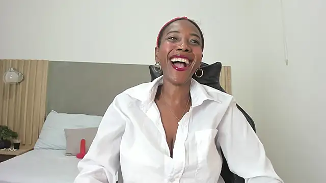 coral15  online show from 11-15-25, 07:54