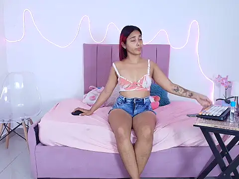 Redhair6 online show from 12-17-25, 06:58