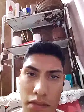 aispuro8505 online show from 09-18-25, 06:59