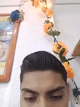 aispuro8505 online show from 10-15-25, 11:05