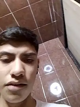 aispuro8505 online show from 11-12-25, 05:46