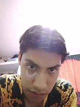 aispuro8505 online show from 04-25-26, 06:16