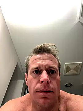 Snapshot of DILFiGuess11 chatting on 10-30-25, 06:04 DILFiGuess11 online show from 10-30-25, 06:04