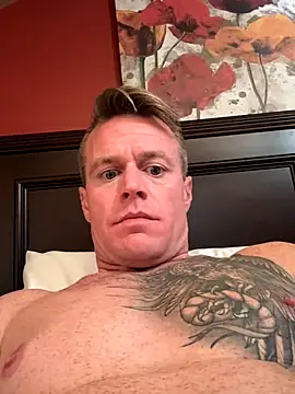 Snapshot of DILFiGuess11 chatting on 11-08-25, 05:40 DILFiGuess11 online show from 11-08-25, 05:40