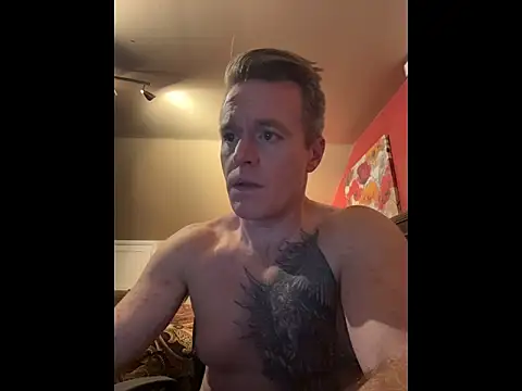 Snapshot of DILFiGuess11 chatting on 01-06-26, 08:40 DILFiGuess11 online show from 01-06-26, 08:40