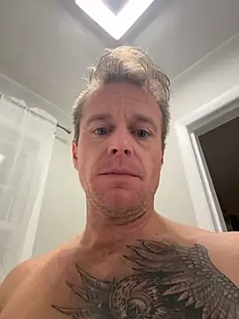 Snapshot of DILFiGuess11 chatting on 01-10-26, 03:08 DILFiGuess11 online show from 01-10-26, 03:08