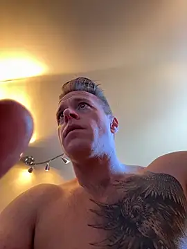 Snapshot of DILFiGuess11 chatting on 03-01-26, 04:42 DILFiGuess11 online show from 03-01-26, 04:42