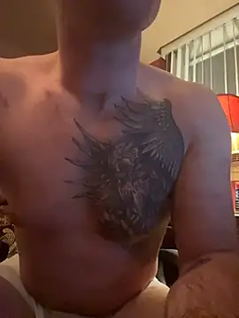 Snapshot of DILFiGuess11 chatting on 03-10-26, 04:39 DILFiGuess11 online show from 03-10-26, 04:39