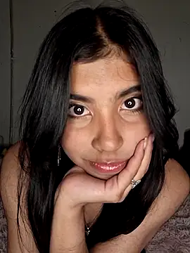 Snapshot of DianeSuns_ chatting on 09-24-25, 02:04 DianeSuns online show from 09-24-25, 02:04