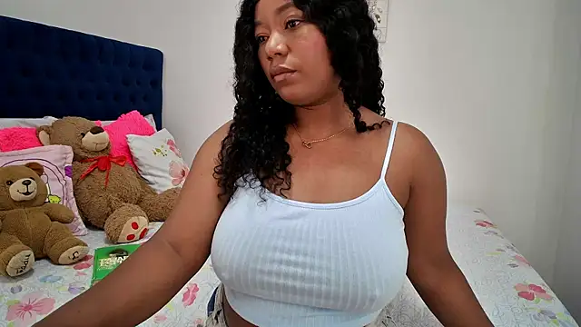 AvaJones 33 online show from 04-09-26, 12:43