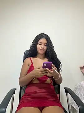 larajuli online show from 02-24-26, 12:19