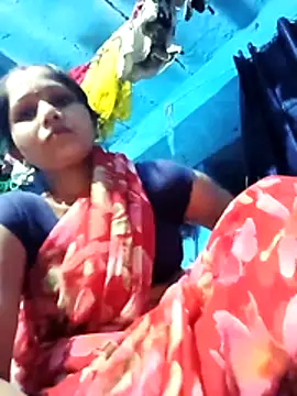 Jooli xx online show from 04-05-26, 02:25