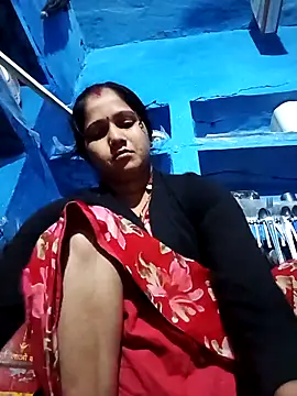 Jooli xx online show from 04-17-26, 12:13