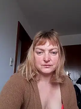 LiluLiluLilu online show from 11-28-25, 09:56