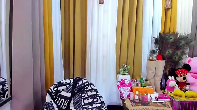 imallyoures69 online show from 09-18-25, 08:27