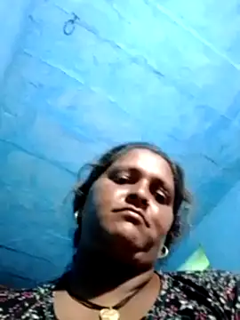 Ishwariya Hatwal online show from 09-18-25, 02:57