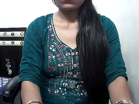 Lalita thakur online show from 10-04-25, 03:32