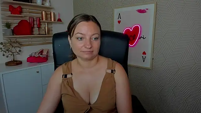 angelaSamt online show from 06-25-26, 05:34