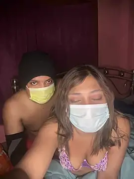 Snapshot of PixelPhantom101 chatting on 09-18-25, 09:22 PixelPhantom101 online show from 09-18-25, 09:22