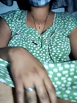 Snapshot of Alina-khan chatting on 02-27-26, 06:52 Alina-khan online show from 02-27-26, 06:52