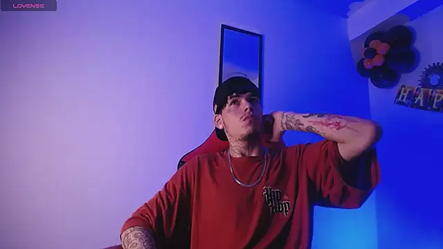 Anhonymus  online show from 10-13-25, 03:39